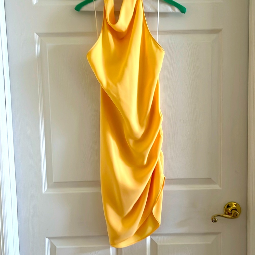 Beautiful Spring/Summer dress never worn